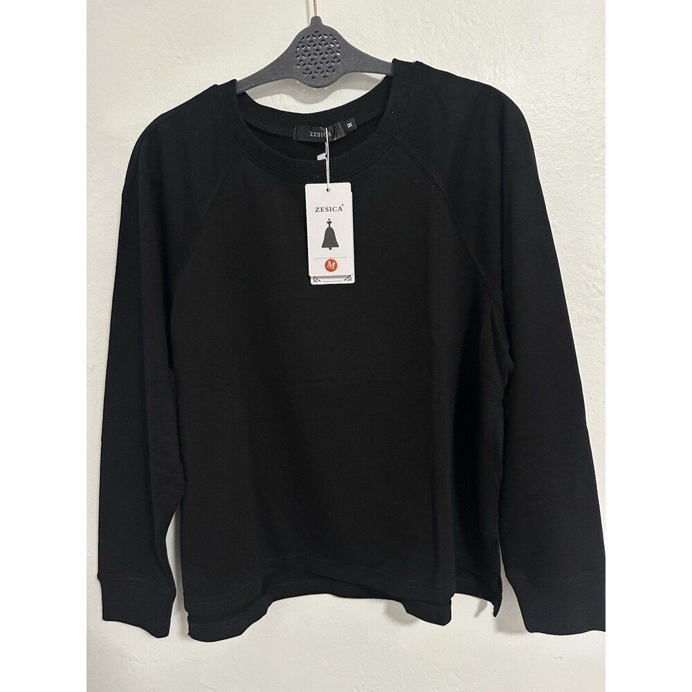 Zesica Black Lightweight Pullover Sweatshirt Side Slit Women's Medium NWT